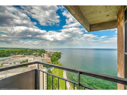 2006-5250 Lakeshore Road, Burlington, ON - Outdoor With Body Of Water With Balcony With View