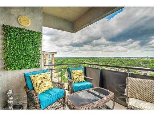 2006-5250 Lakeshore Road, Burlington, ON - Outdoor With Balcony With Exterior