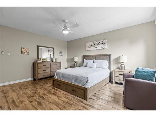 28-14 Derby Street, Hamilton, ON - Indoor Photo Showing Bedroom