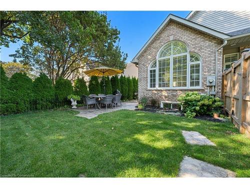 90 Hedge Lawn Drive, Grimsby, ON - Outdoor