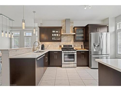 2 Ella Street, St. Catharines, ON - Indoor Photo Showing Kitchen With Upgraded Kitchen