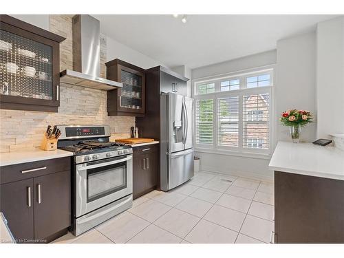 2 Ella Street, St. Catharines, ON - Indoor Photo Showing Kitchen