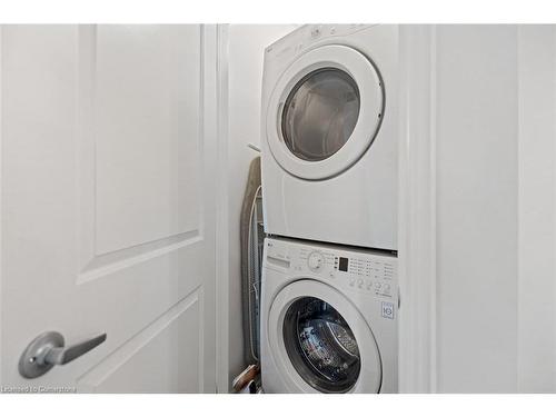 2 Ella Street, St. Catharines, ON - Indoor Photo Showing Laundry Room