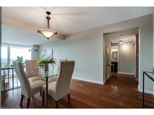 Ph 2012-250 Scarlett Road, Toronto, ON - Indoor Photo Showing Dining Room