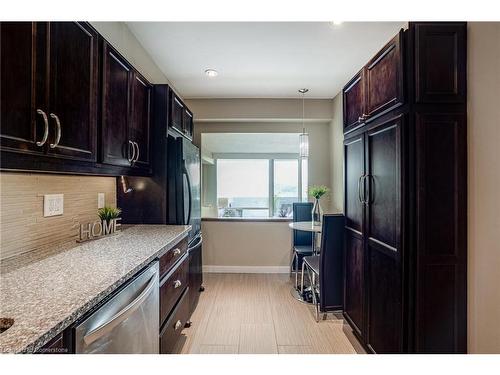 Ph 2012-250 Scarlett Road, Toronto, ON - Indoor Photo Showing Kitchen