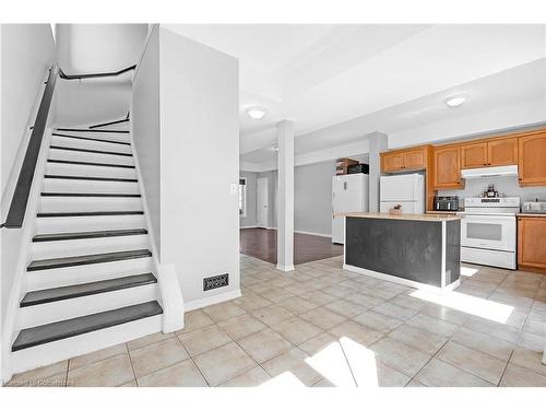 2 Comet Avenue, Hamilton, ON - Indoor Photo Showing Kitchen