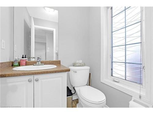 2 Comet Avenue, Hamilton, ON - Indoor Photo Showing Bathroom