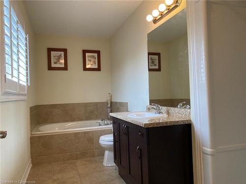 60 Alden Street Street, Hamilton, ON - Indoor Photo Showing Bathroom