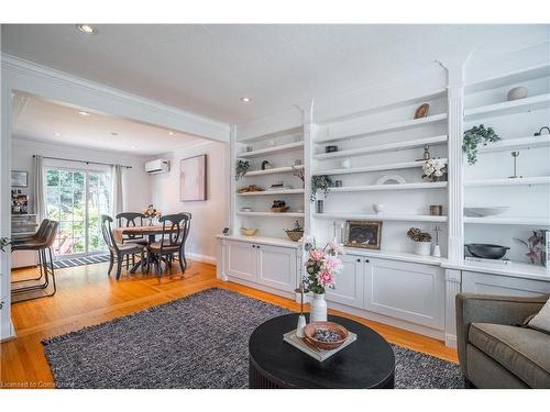 218 Airdrie Road, Toronto, ON - Indoor Photo Showing Living Room