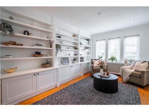 218 Airdrie Road, Toronto, ON - Indoor Photo Showing Living Room