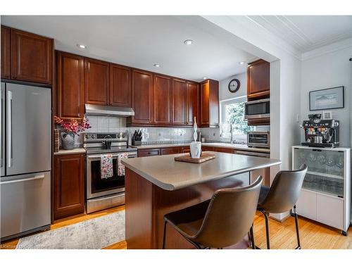 218 Airdrie Road, Toronto, ON - Indoor Photo Showing Kitchen