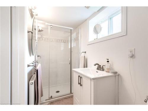 218 Airdrie Road, Toronto, ON - Indoor Photo Showing Bathroom