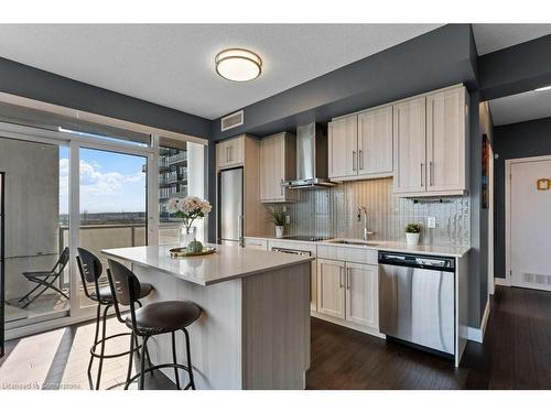 1304-2087 Fairview Street, Burlington, ON - Indoor Photo Showing Kitchen With Stainless Steel Kitchen With Upgraded Kitchen