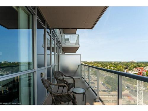 1304-2087 Fairview Street, Burlington, ON - Outdoor With View With Exterior