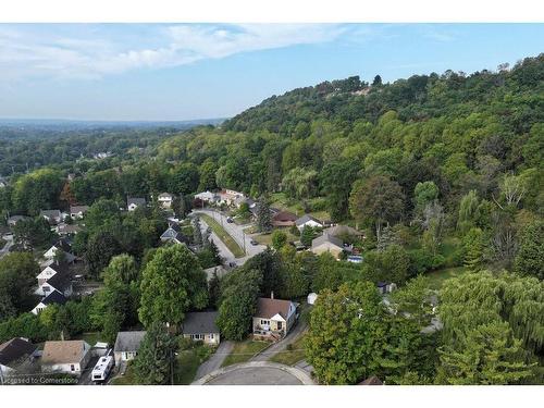 9 Linda Court, Dundas, ON - Outdoor With View