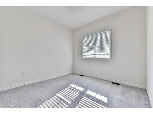 99 Kenesky Drive, Waterdown, ON - Indoor Photo Showing Other Room