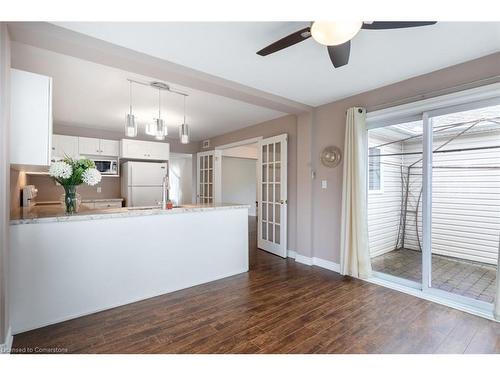 114 Glenariff Drive, Freelton, ON - Indoor Photo Showing Kitchen