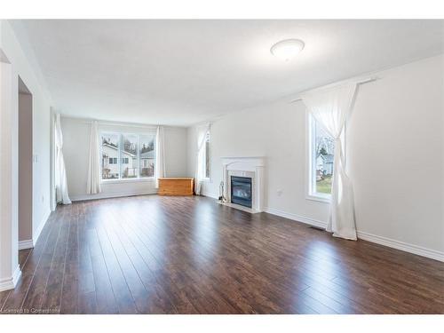 114 Glenariff Drive, Freelton, ON - Indoor Photo Showing Living Room With Fireplace