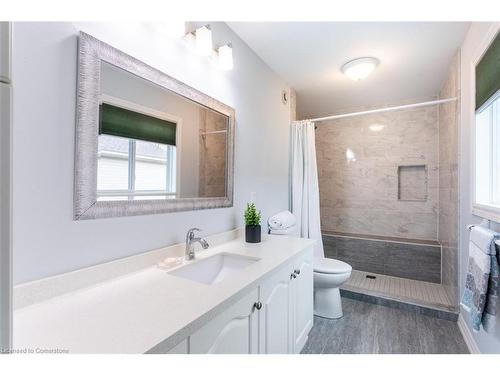 114 Glenariff Drive, Freelton, ON - Indoor Photo Showing Bathroom