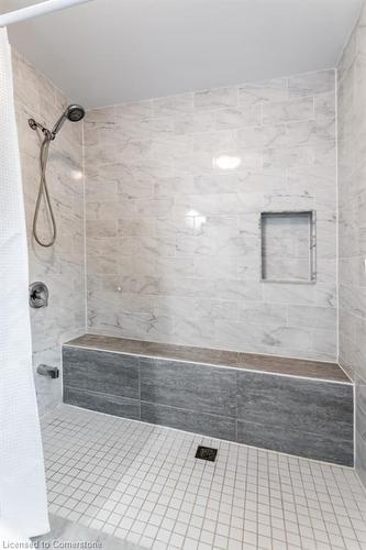 114 Glenariff Drive, Freelton, ON - Indoor Photo Showing Bathroom