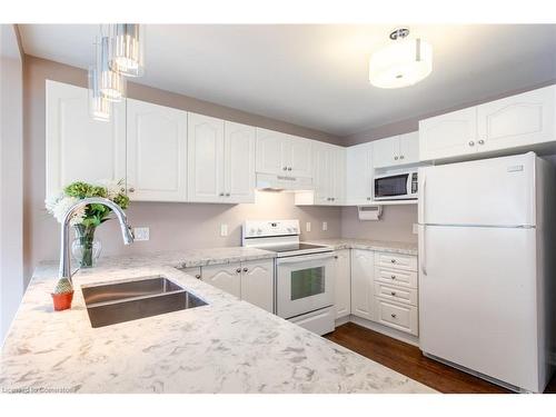 114 Glenariff Drive, Freelton, ON - Indoor Photo Showing Kitchen With Double Sink