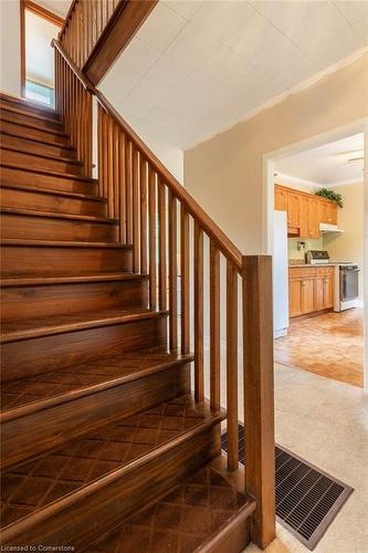 34 Baldwin Street, Dundas, ON - Indoor Photo Showing Other Room