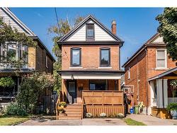 182 Balsam Avenue S Hamilton, ON L8M 3B8