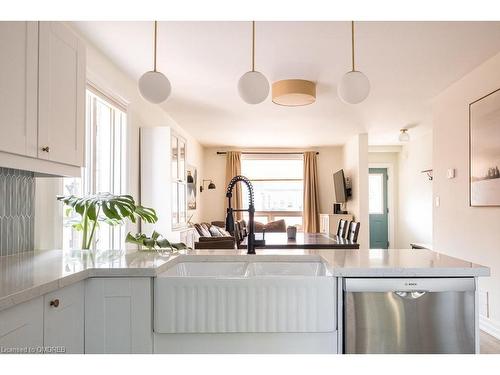 182 Balsam Avenue S, Hamilton, ON - Indoor Photo Showing Kitchen With Double Sink