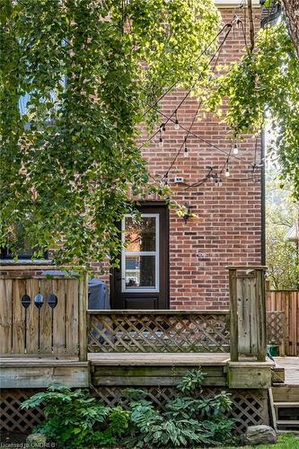 182 Balsam Avenue S, Hamilton, ON - Outdoor