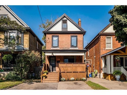 182 Balsam Avenue S, Hamilton, ON - Outdoor With Facade