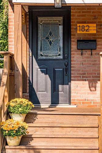 182 Balsam Avenue S, Hamilton, ON - Outdoor With Exterior