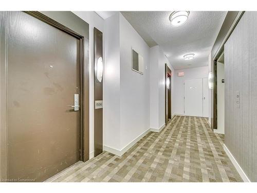 1506-70 Absolute Avenue, Mississauga, ON - Indoor Photo Showing Other Room