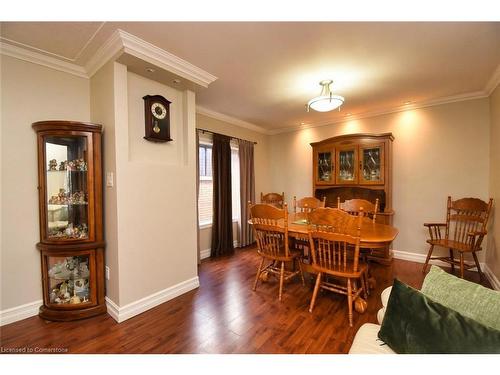 207 East 24Th Street, Hamilton, ON - Indoor Photo Showing Dining Room