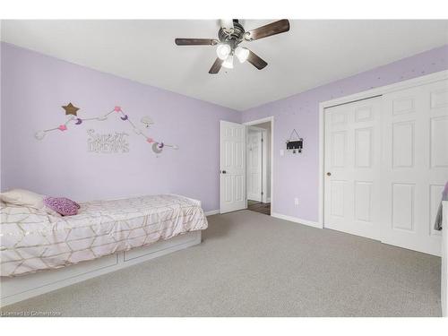 4351 Birchmount Avenue, Beamsville, ON - Indoor Photo Showing Bedroom