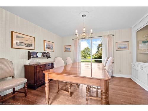 780 Hall Road, Hamilton, ON - Indoor Photo Showing Dining Room