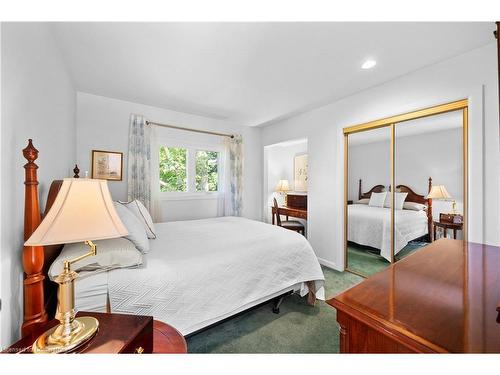 780 Hall Road, Hamilton, ON - Indoor Photo Showing Bedroom