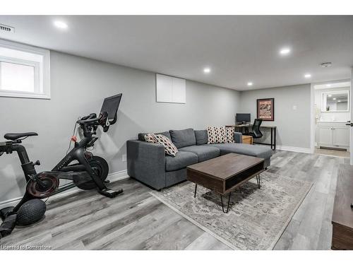 88 Graham Avenue S, Hamilton, ON - Indoor Photo Showing Gym Room