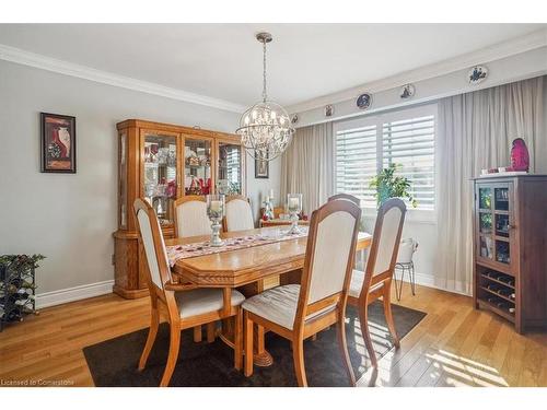 3245 Palmer Drive, Burlington, ON - Indoor Photo Showing Dining Room