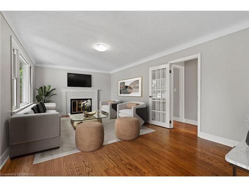 481 Vine Street, St. Catharines, ON - Indoor Photo Showing Living Room With Fireplace