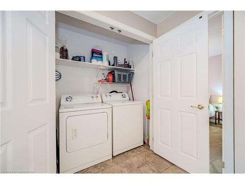 106 Portrush Court, Freelton, ON - Indoor Photo Showing Laundry Room