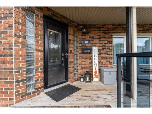 18 Irving Place, Hamilton, ON - Outdoor