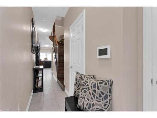 25-377 Glancaster Road, Ancaster, ON - Indoor Photo Showing Other Room