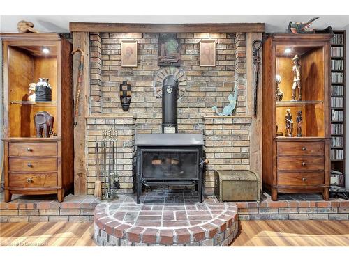 65 Maple Drive, Stoney Creek, ON - Indoor With Fireplace