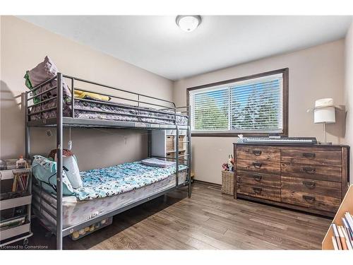 6929-6937 Conc 4 Road, West Lincoln, ON - Indoor Photo Showing Bedroom