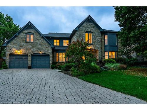 81 Flanders Drive, Waterdown, ON - Outdoor With Facade