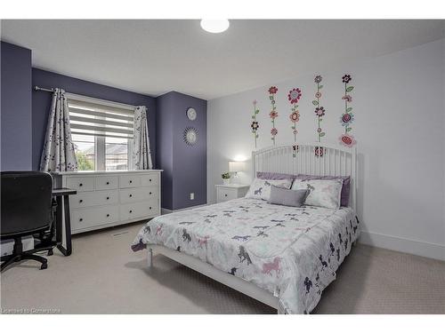 4176 Fuller Crescent, Burlington, ON - Indoor Photo Showing Bedroom