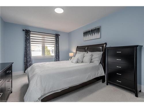 4176 Fuller Crescent, Burlington, ON - Indoor Photo Showing Bedroom