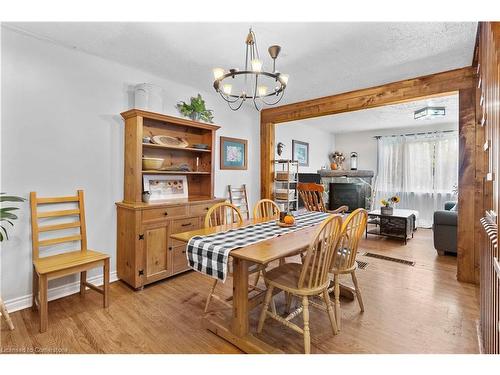 232 West 19Th Street, Hamilton, ON - Indoor Photo Showing Dining Room