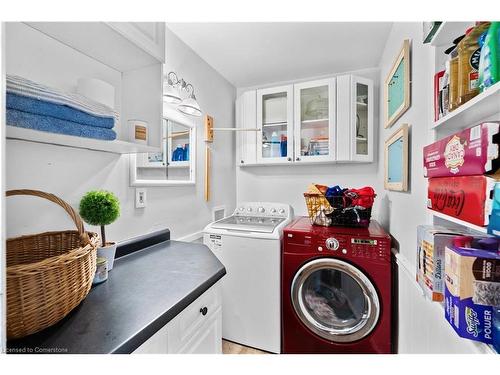 232 West 19Th Street, Hamilton, ON - Indoor Photo Showing Laundry Room