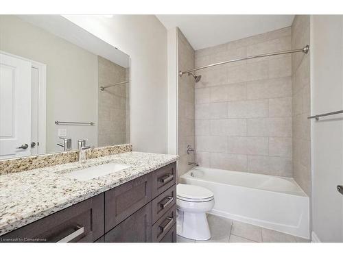 403-1878 Gordon Street, Guelph, ON - Indoor Photo Showing Bathroom